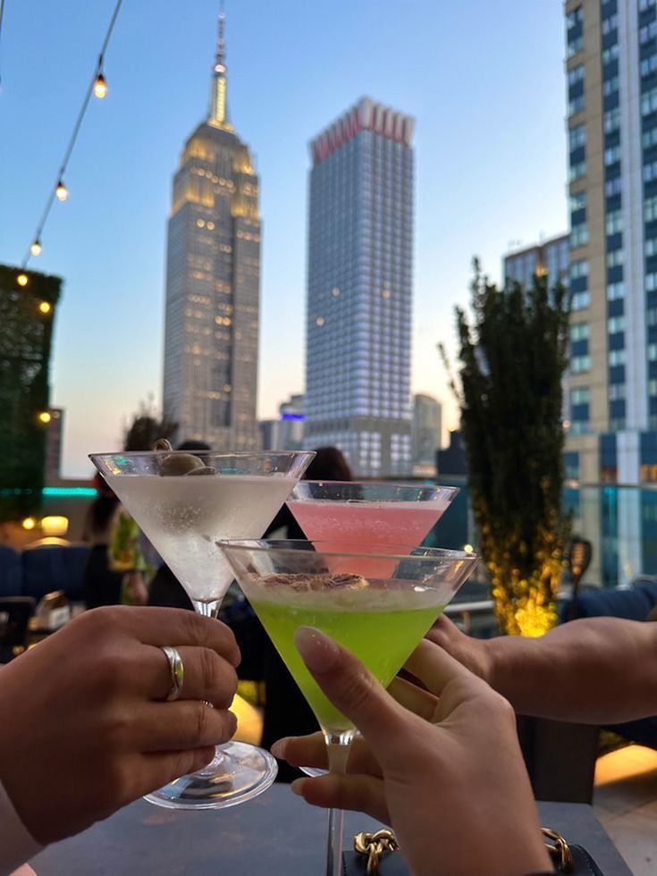 Best happy hours to actually talk